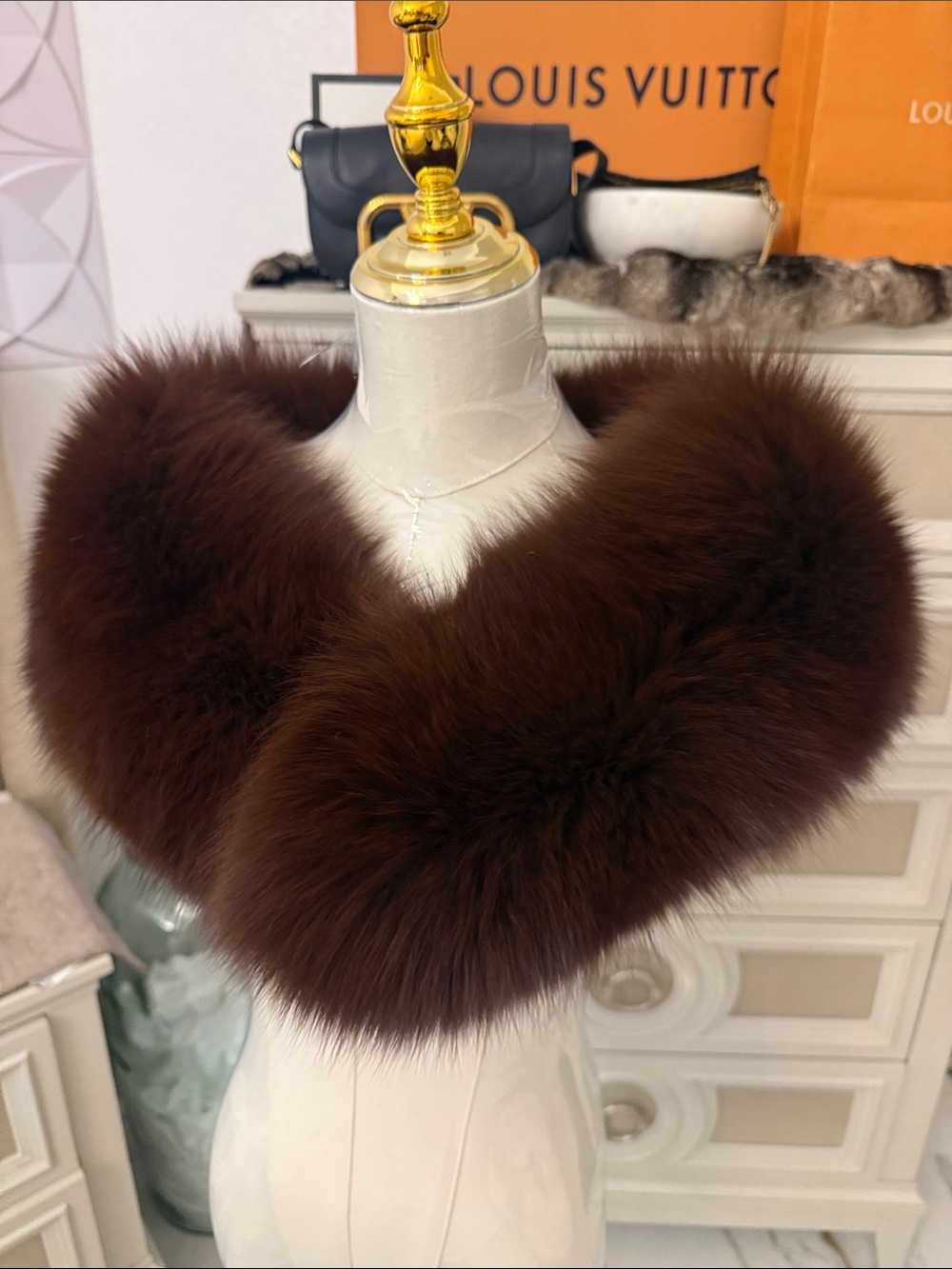 Saga fox fur thick pelts